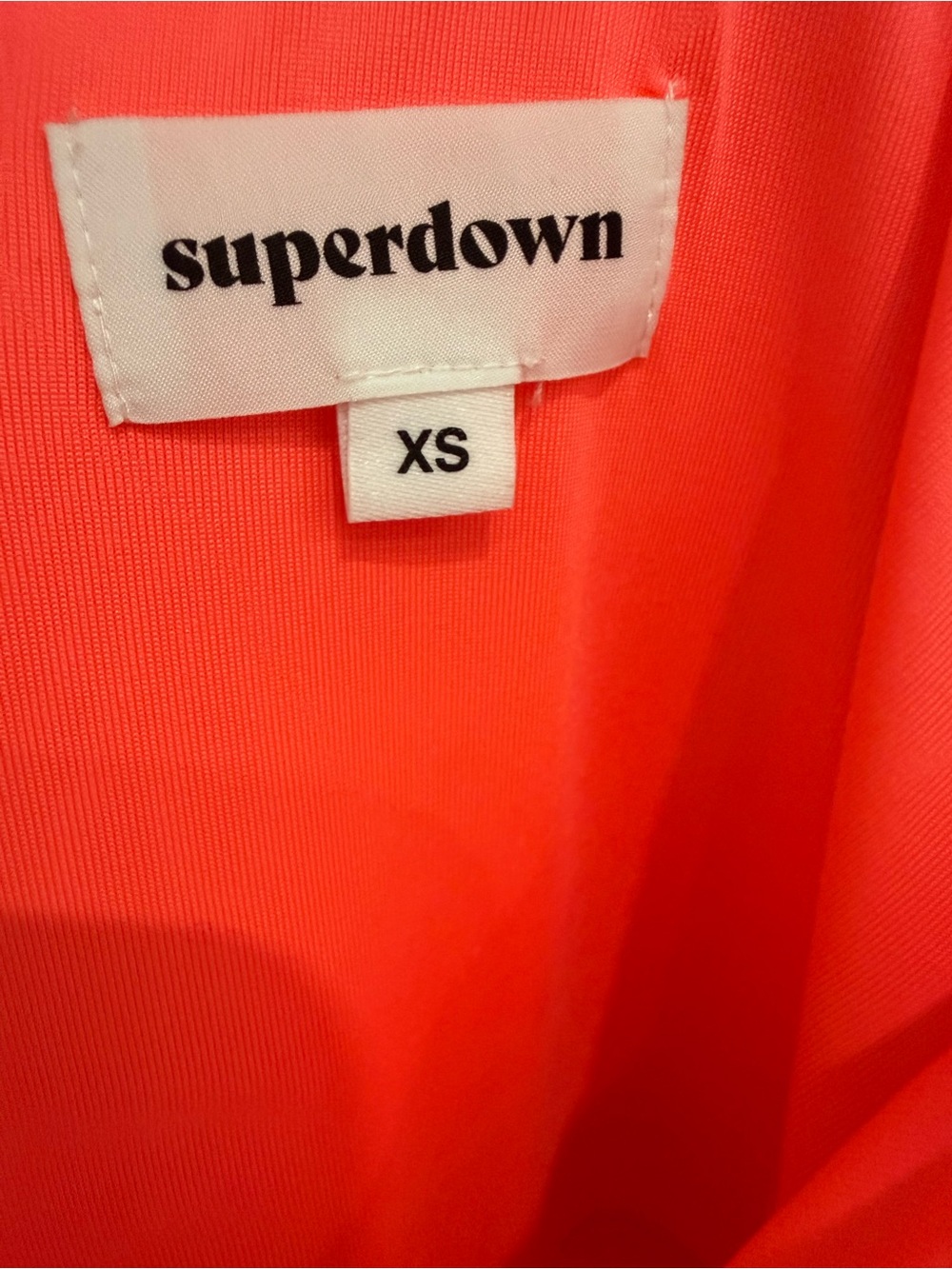 This neon pink Superdown Alanie Maxi Dress NWT size XS - Picture 10 of 10